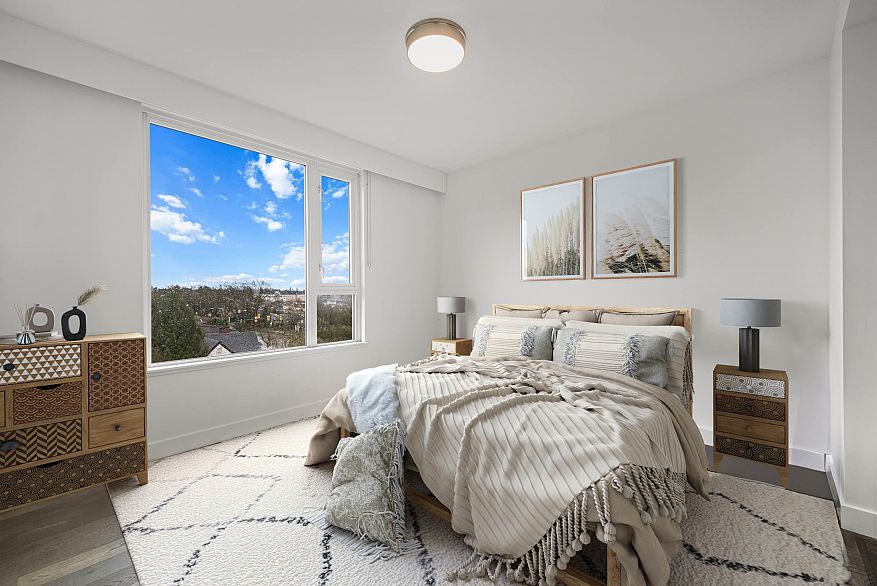 408 5693 Elizabeth Street