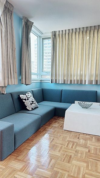 502 1850 Comox Street