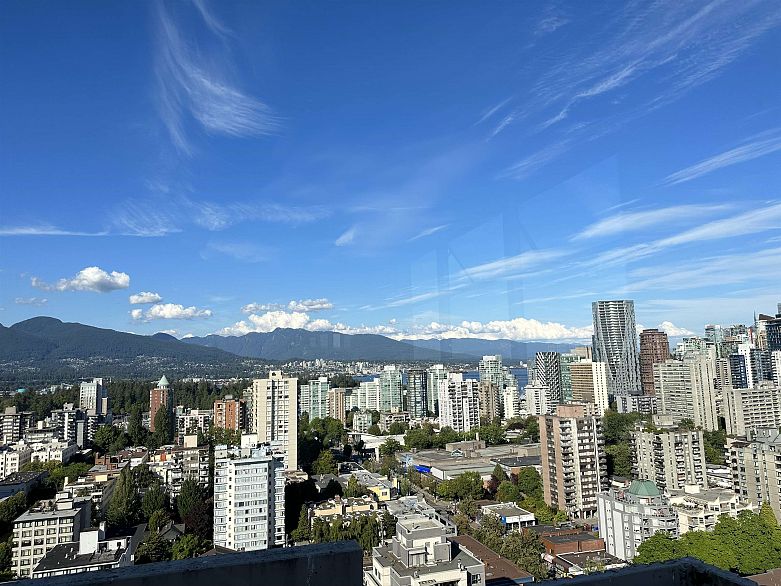 502 1850 Comox Street