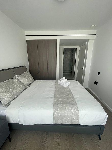 1803 1408 Robson Street