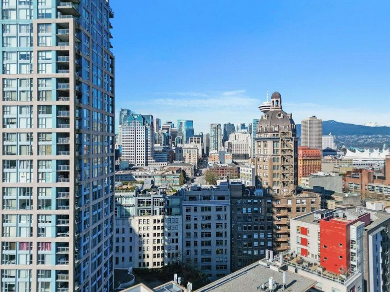 806 518 Beatty Street