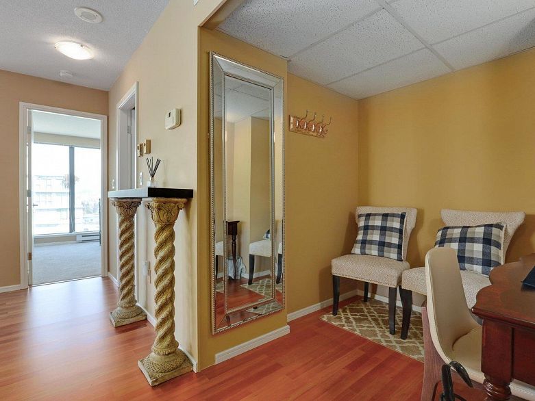 2406 1723 Alberni Street