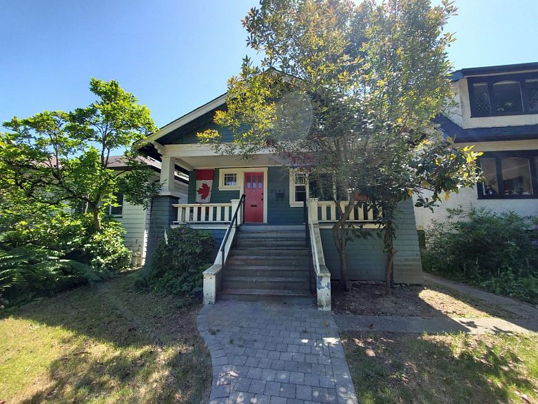 3542 16th Avenue, Vancouver BC V6R 3C1