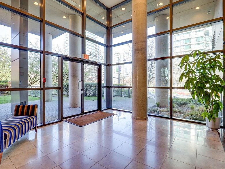 2406 1723 Alberni Street