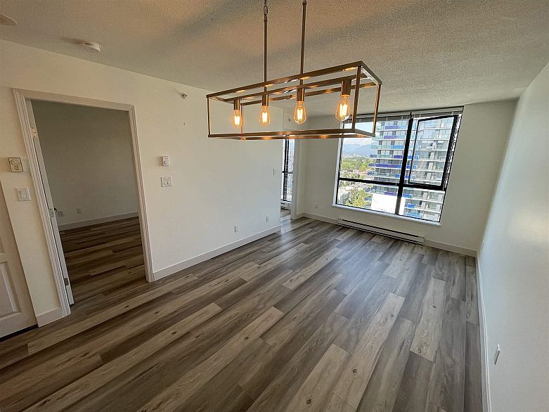 1507 3438 Vanness Avenue