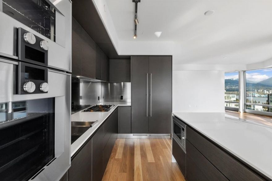 4106 1151 W Georgia Street