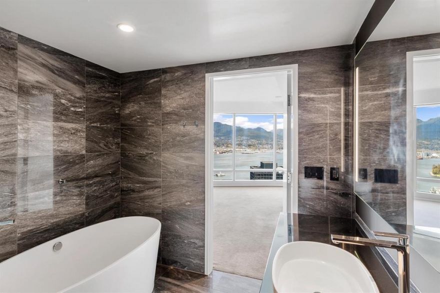 4106 1151 W Georgia Street