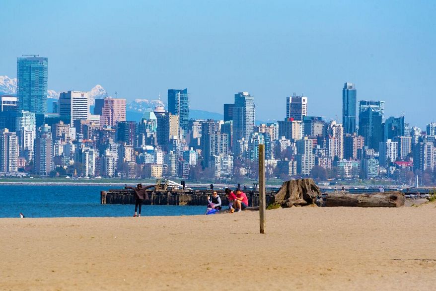 305 3680 W 7th Avenue