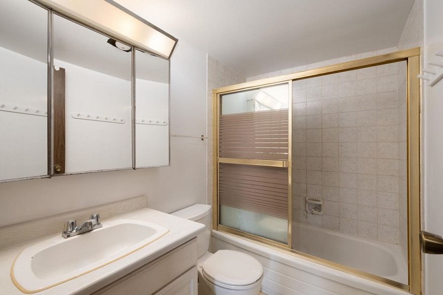 305 3680 W 7th Avenue