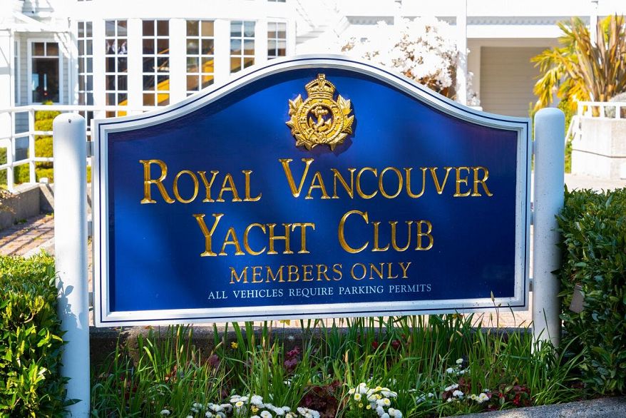 305 3680 W 7th Avenue