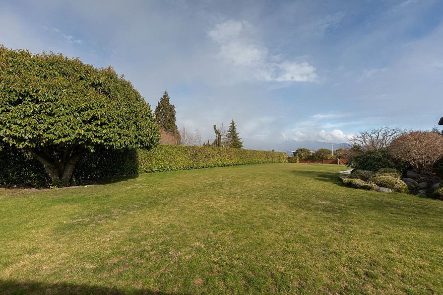 1516 Wesbrook Crescent