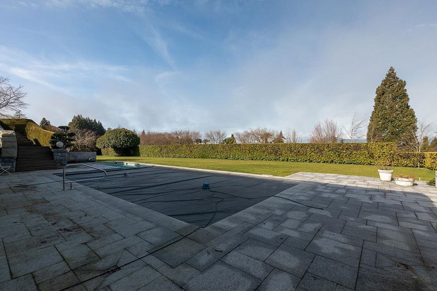 1516 Wesbrook Crescent