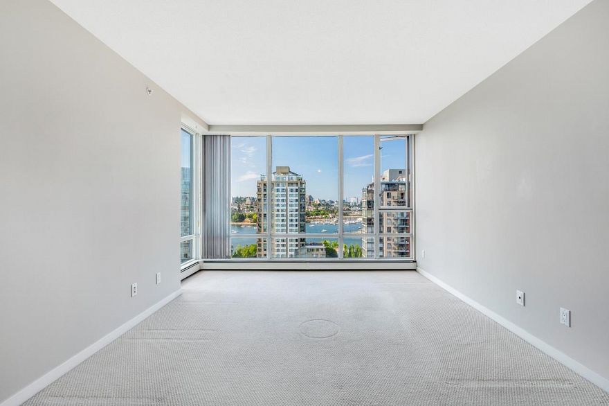 1901 1201 Marinaside Crescent