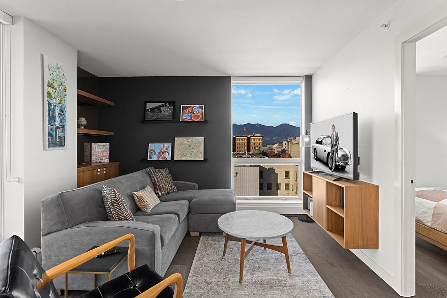 1006 189 Keefer Street