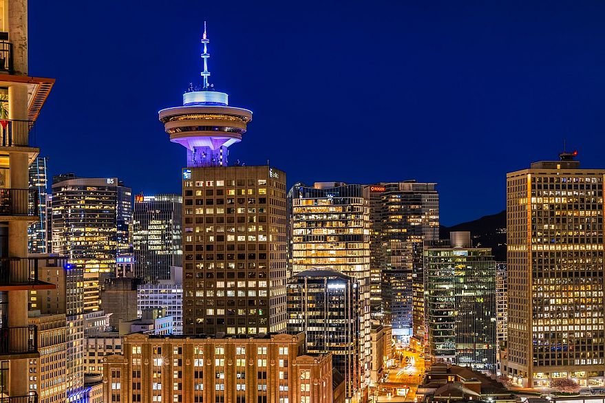 2909 108 W Cordova Street