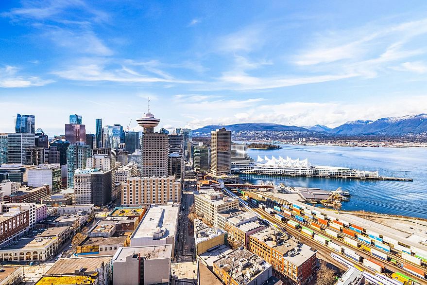 2909 108 W Cordova Street