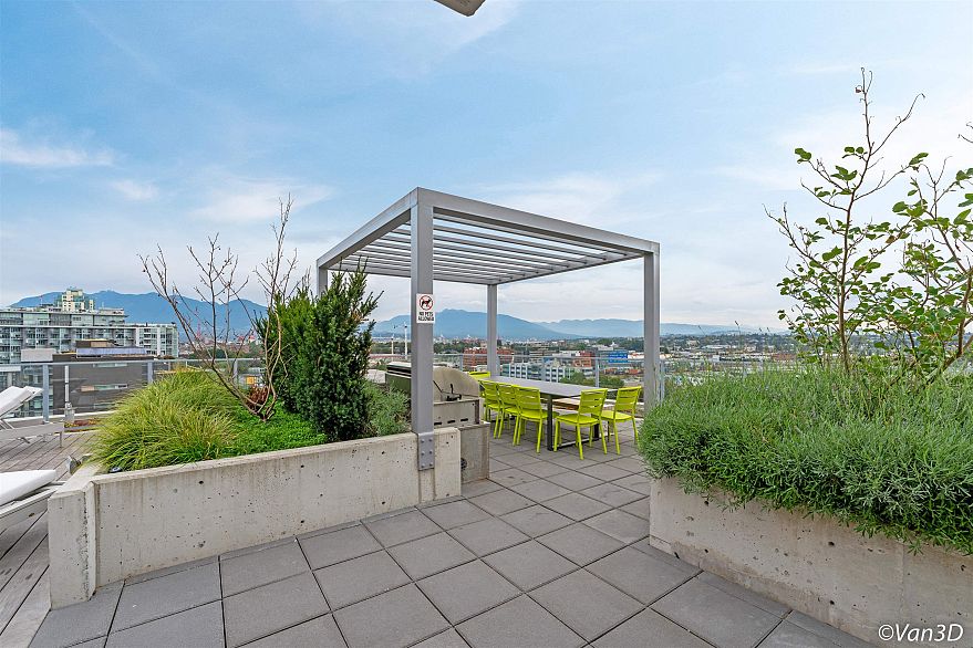 809 180 E 2nd Avenue