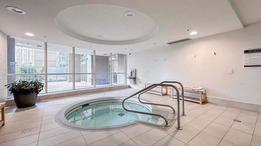 701 1318 Homer Street