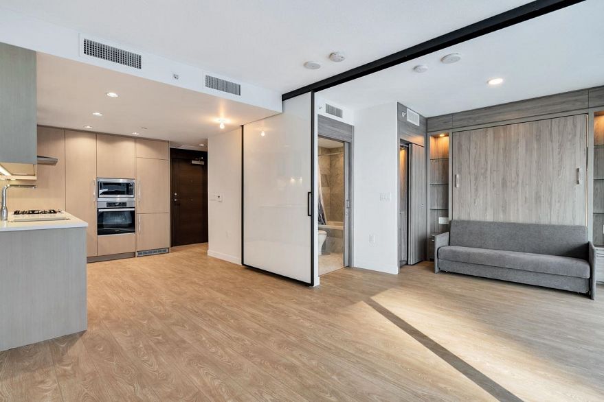 612 89 Nelson Street