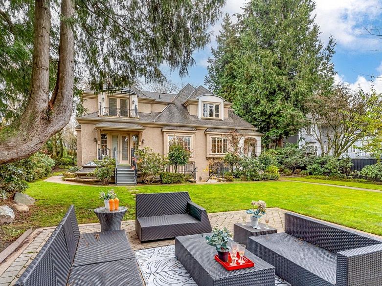 6037 Churchill Street