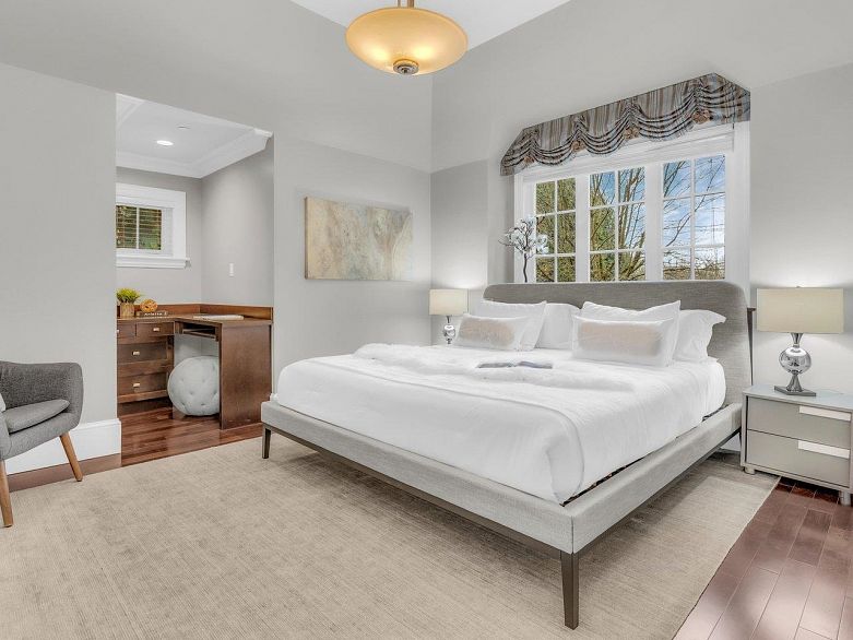 6037 Churchill Street