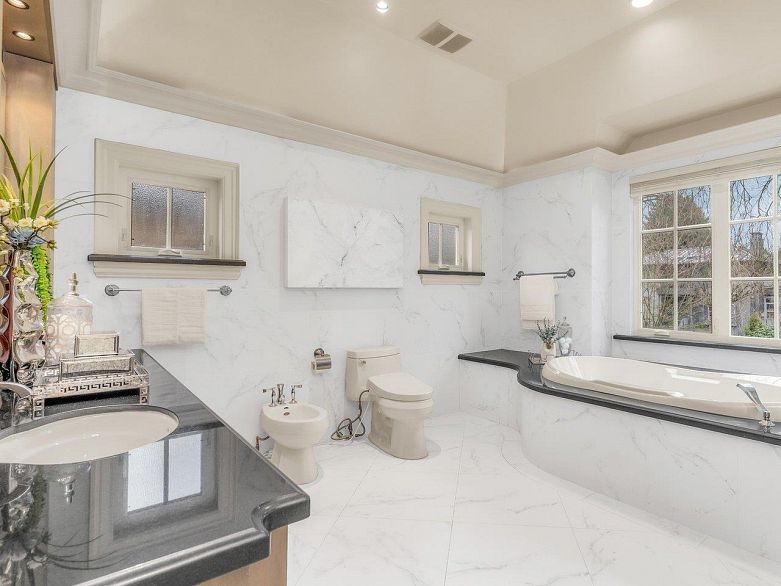 6037 Churchill Street