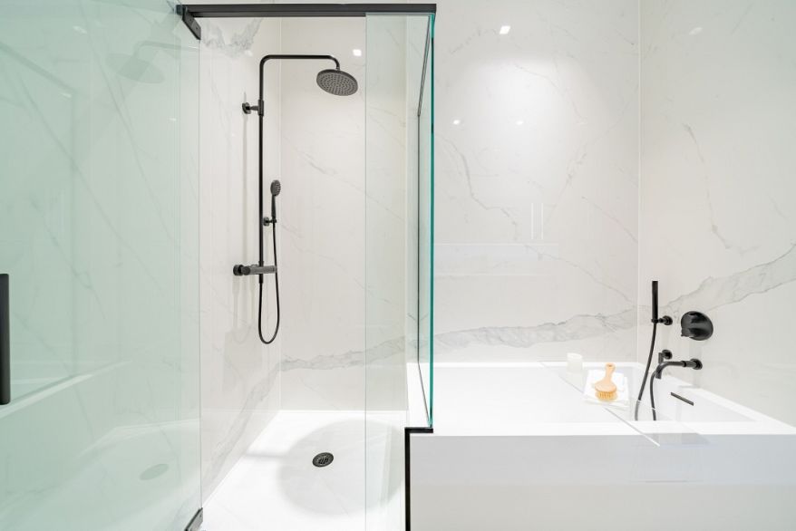 2603 620 Cardero Street