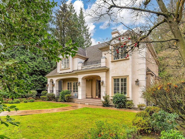 6037 Churchill Street