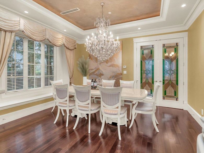 6037 Churchill Street