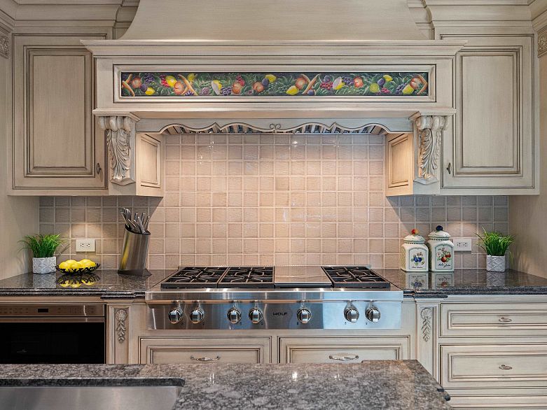 1B 1596 W 14th Avenue