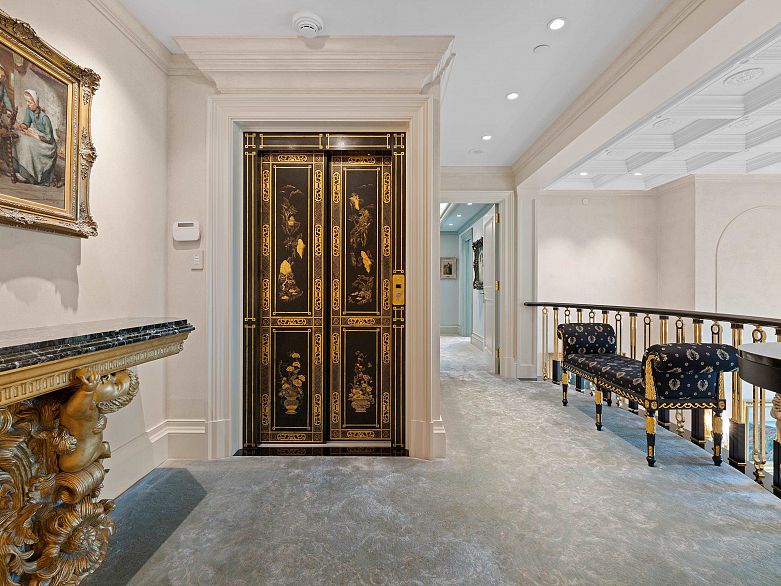 1B 1596 W 14th Avenue