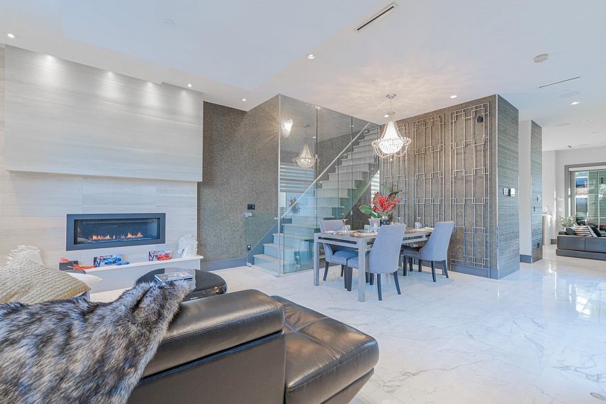 1072 E 39TH AVENUE, Vancouver BC V5W 1L1