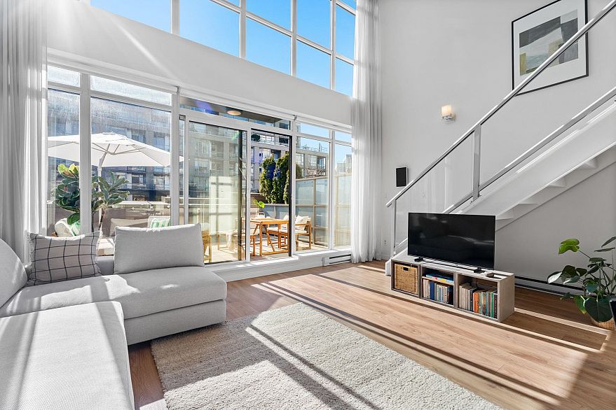 310 429 W 2ND AVENUE, Vancouver BC V5Y 1E3