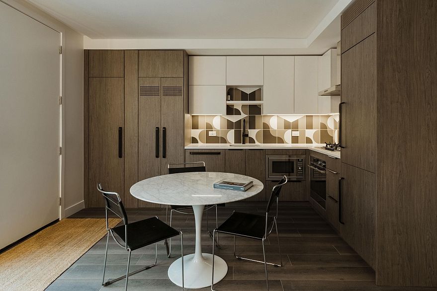 330 E 15TH AVENUE, Vancouver BC V5T 0K5