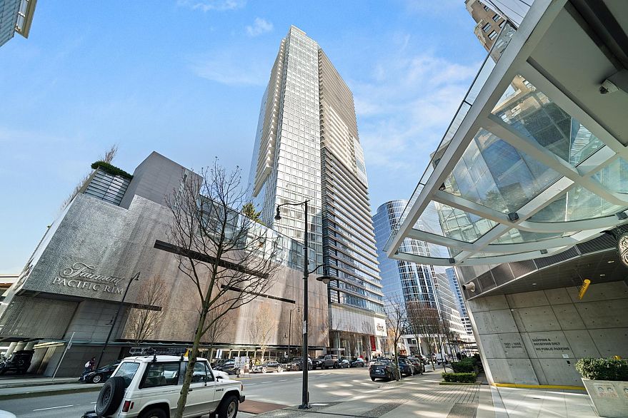 2808 1011 W Cordova Street