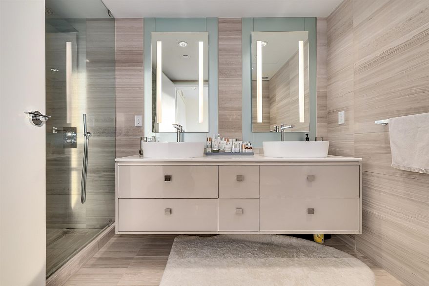 4102 1151 W Georgia Street