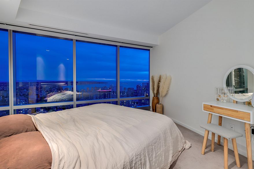 4102 1151 W Georgia Street