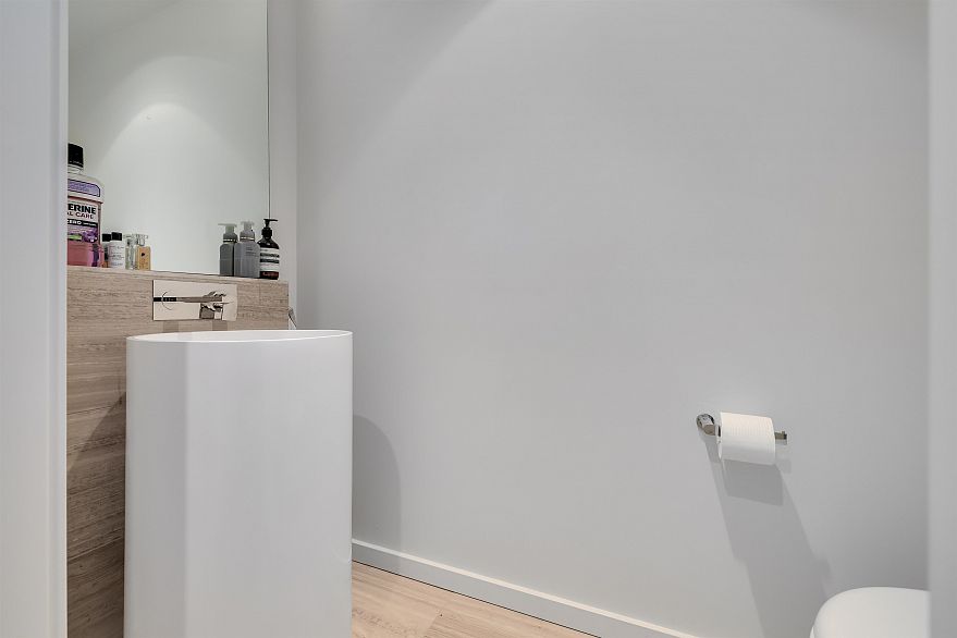 4102 1151 W Georgia Street