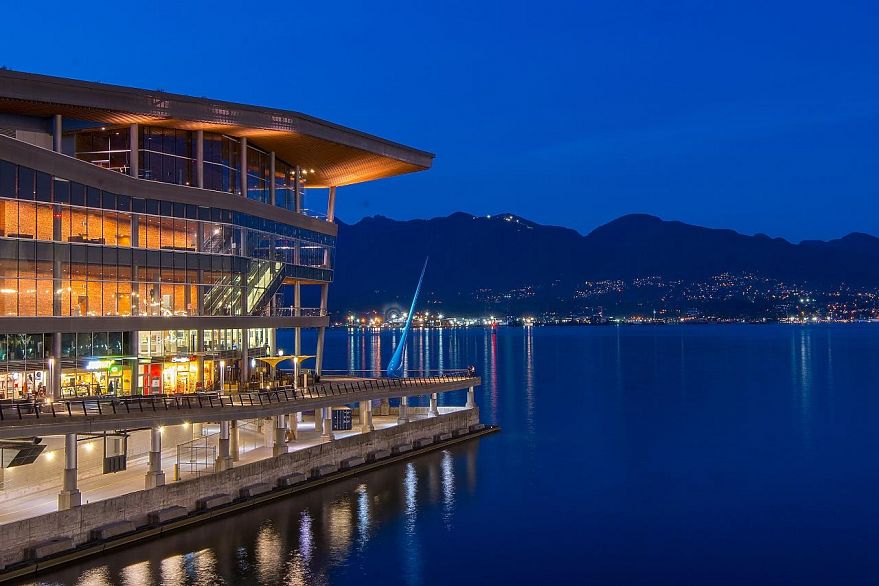 2808 1011 W Cordova Street