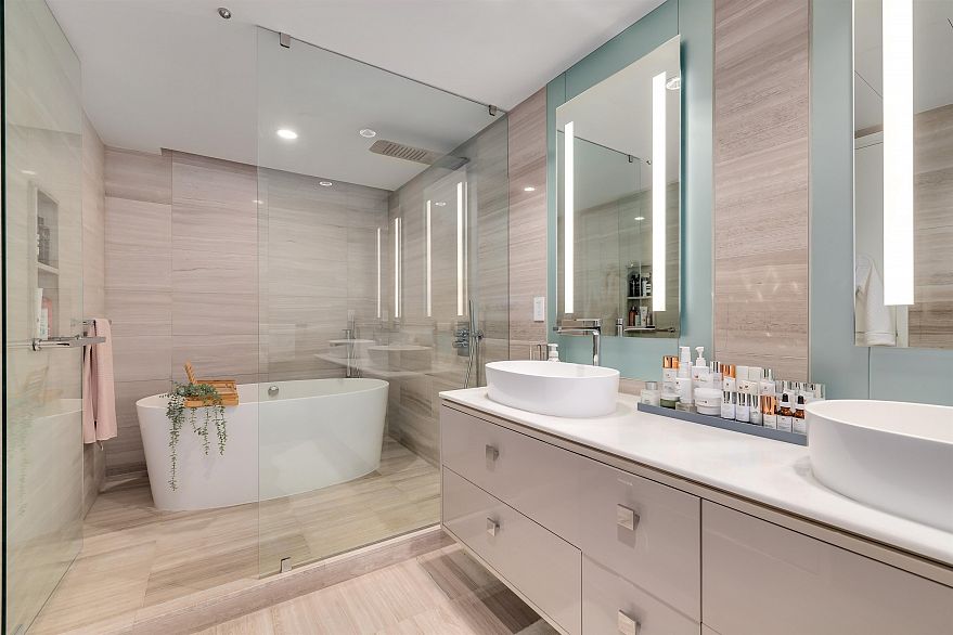 4102 1151 W Georgia Street