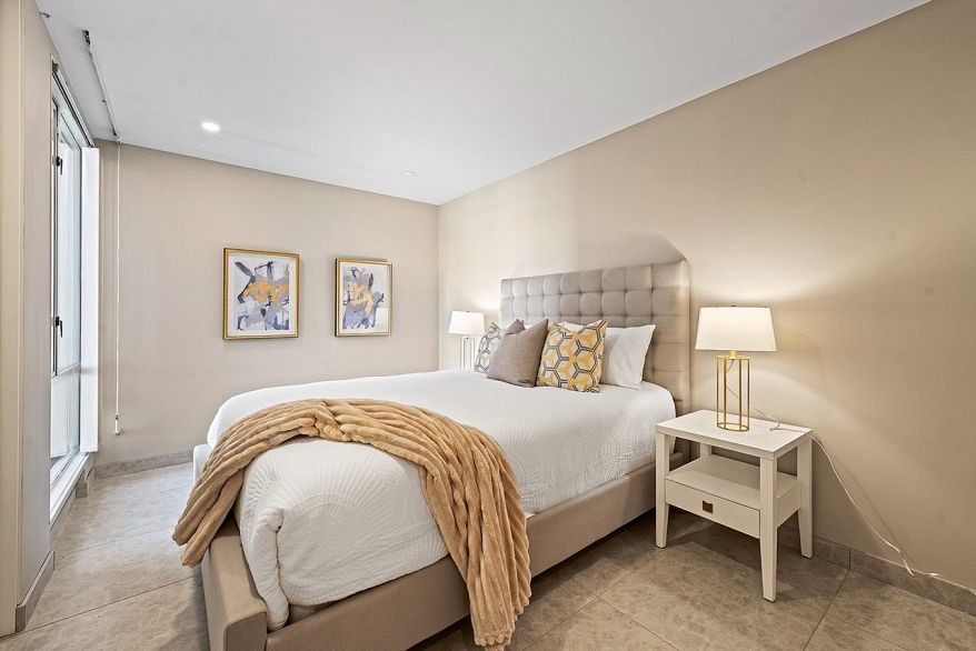 401 2015 Beach Avenue