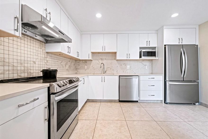 401 2015 Beach Avenue