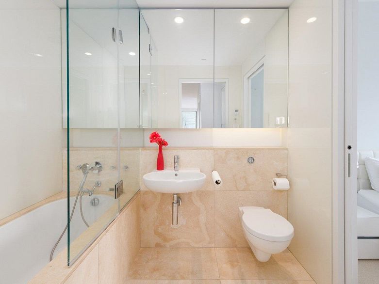 2305 838 W Hastings Street