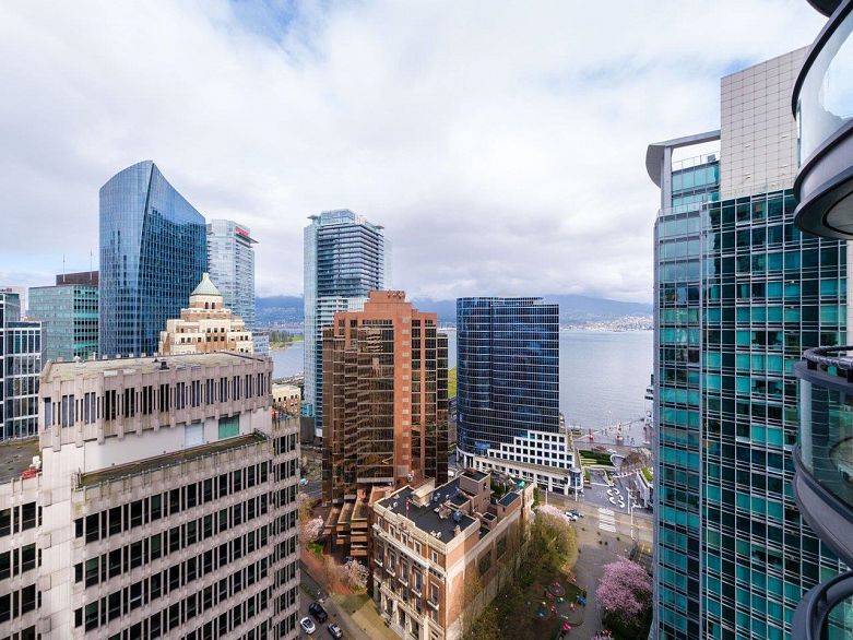 2305 838 W Hastings Street