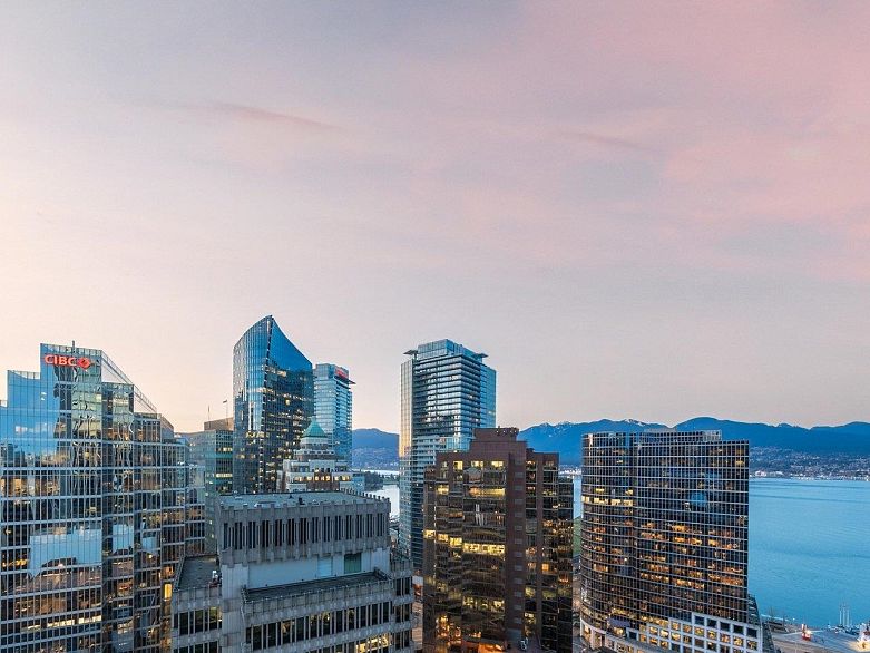 2305 838 W Hastings Street