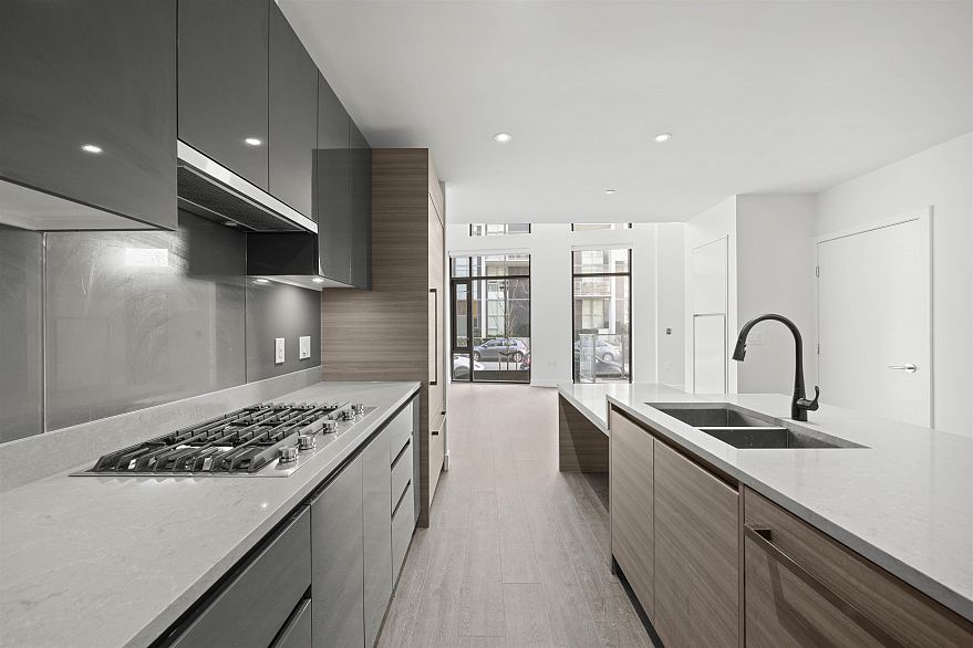 8577 Rivergrass Drive