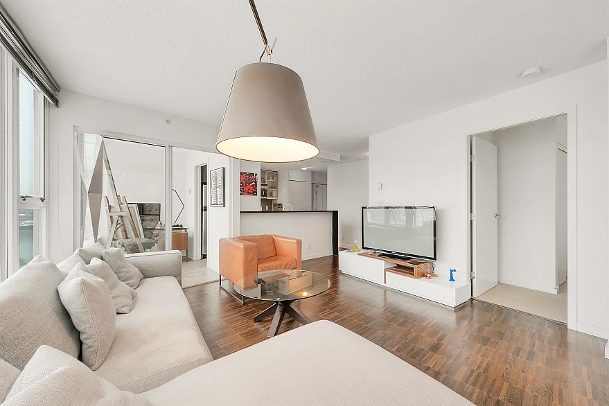 908 33 SMITHE STREET, Vancouver BC V6B 0B5