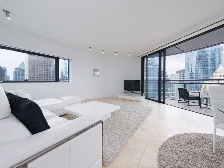 2305 838 W Hastings Street