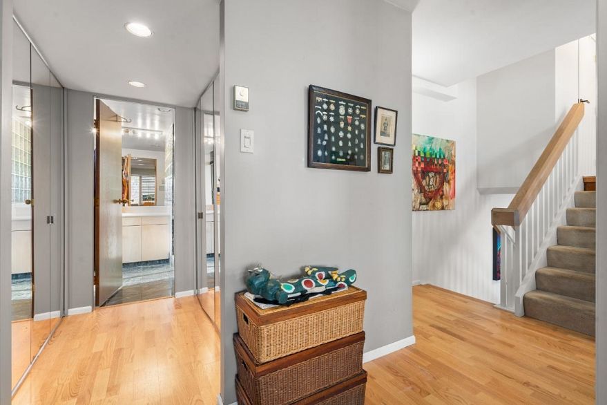 201 1236 Bidwell Street