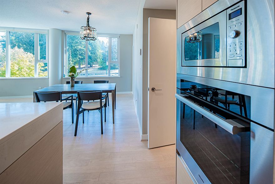 207 505 W 30th Avenue